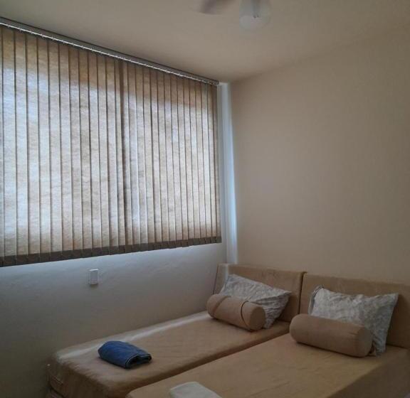 デラックスルーム, Quattrô Suítes Santos