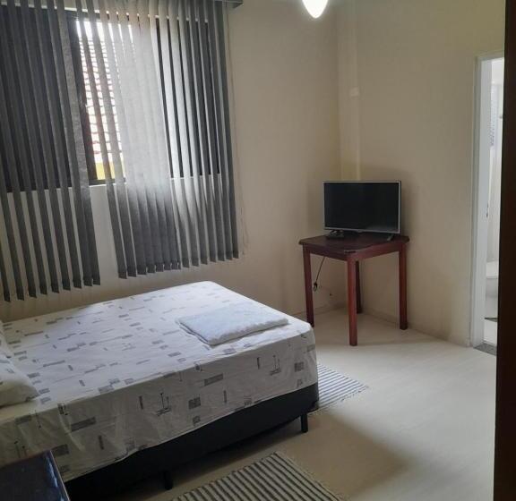 デラックスルーム, Quattrô Suítes Santos