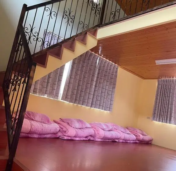 تختخواب در اتاق مشترک, Go Bill B&b