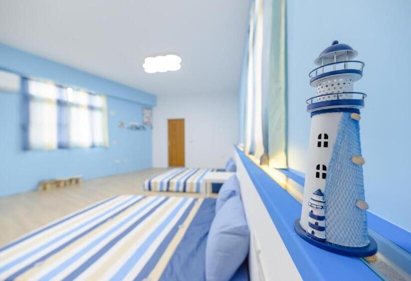 اتاق استاندارد چهار تخته, Gold Coast B&b