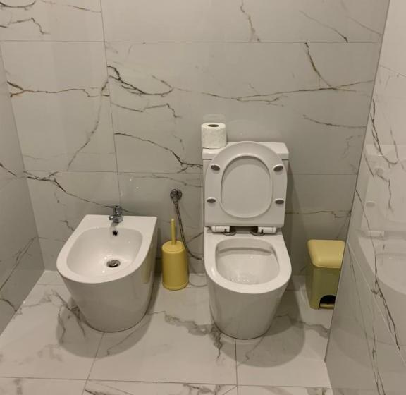 اتاق لوکس, Besa