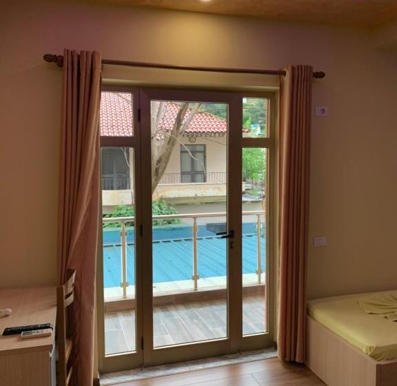 اتاق لوکس سه تخته, Besa