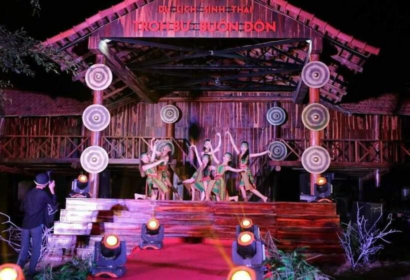 اتاق لوکس, Troh Bư S Bungalows