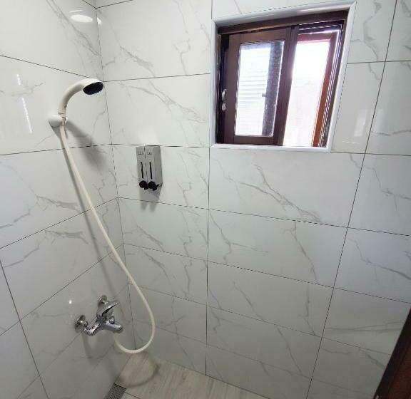 اتاق سوپریور, 拉拉山周家渡假旅館