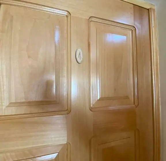 اتاق استاندارد با سرویس بهداشتی مشترک, Guest House Victor
