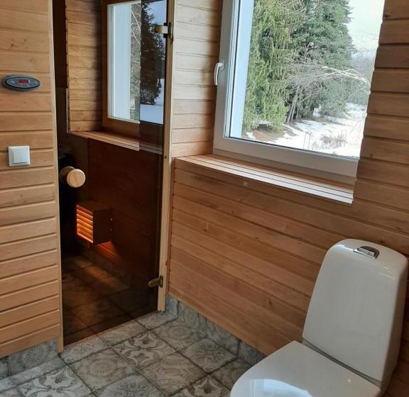 اتاق لوکس, ämmamoori Maja   Mother In Law S House