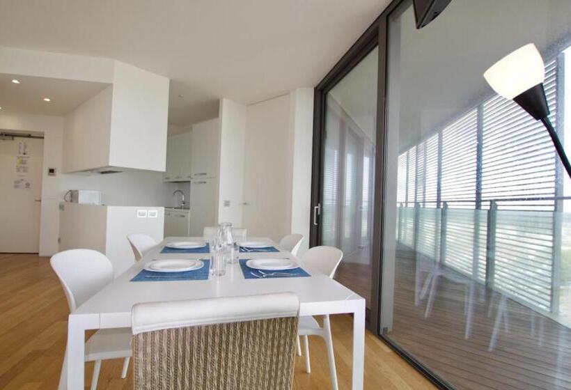 Апартаменты 2 Спальни, Torre Aquileia   Home Immobiliare Jesolo