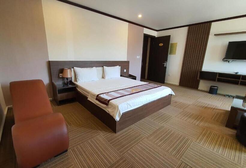 اتاق لوکس با تخت بزرگ, Khách Sạn Hoàng Gia Ii