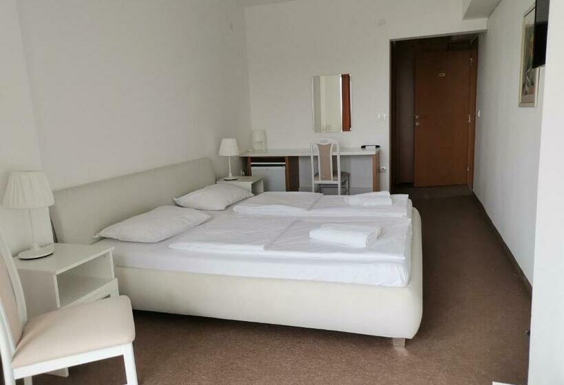 اتاق استاندارد, Plaža