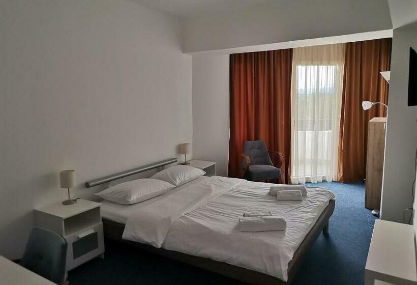 اتاق سوپریور, Plaža