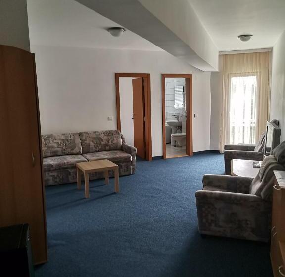 آپارتمان 2 خوابه, Plaža