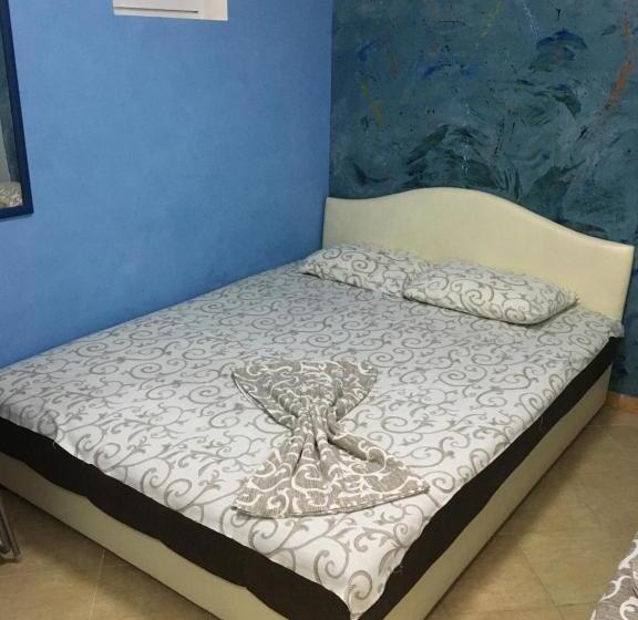 اتاق استاندارد سه نفره, Sobe Krin  Smestaj Canj