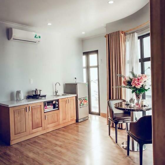 اتاق لوکس, The Oriental Ruby