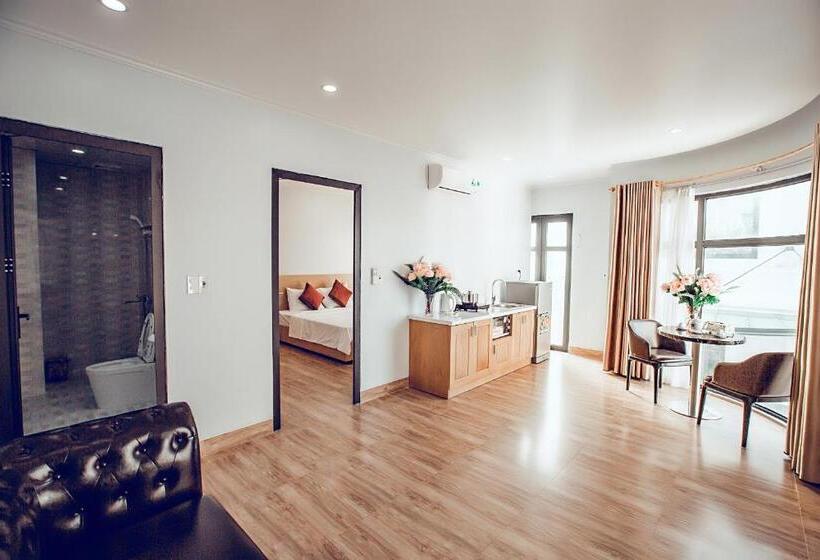 اتاق لوکس, The Oriental Ruby