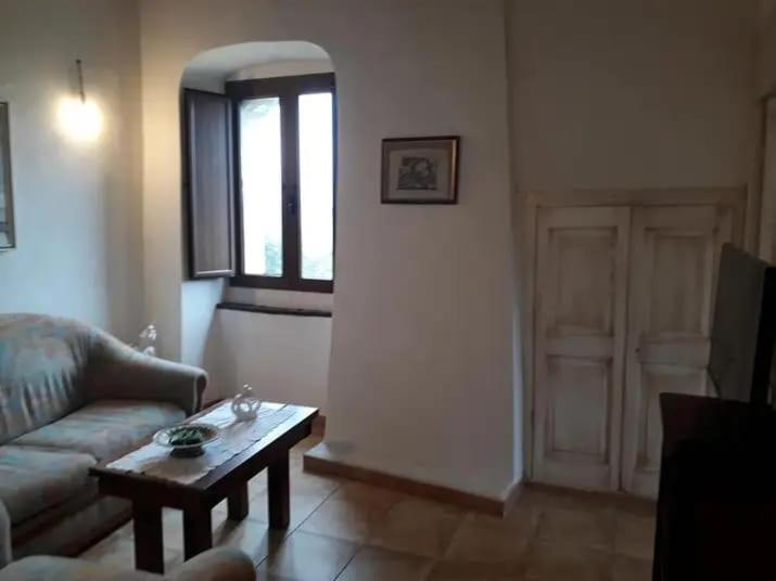 غرفة قياسية مطلّة علي البحيرة, B&b La Torre Antica