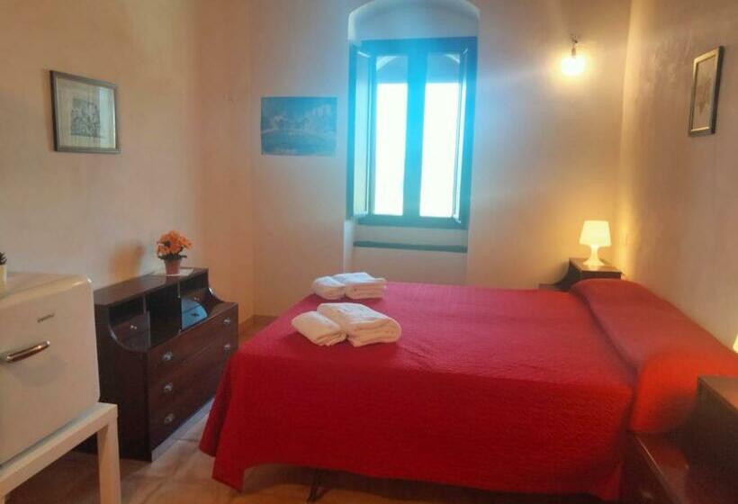 חדר סטנדרט נוף לאגם, B&b La Torre Antica