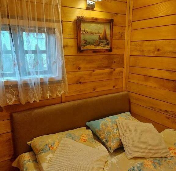 بانگلوی استاندارد, Etno Selo Eden