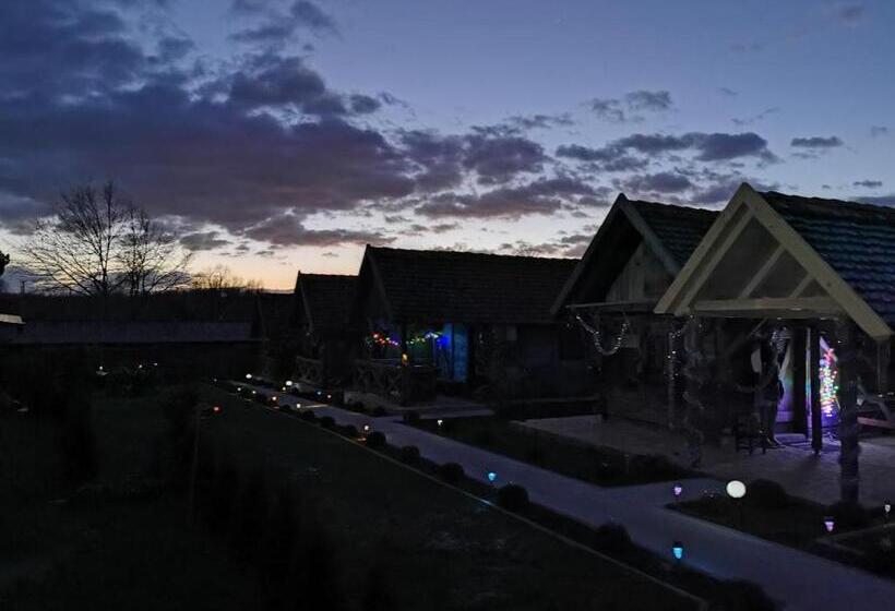 بانگلوی لوکس, Etno Selo Eden