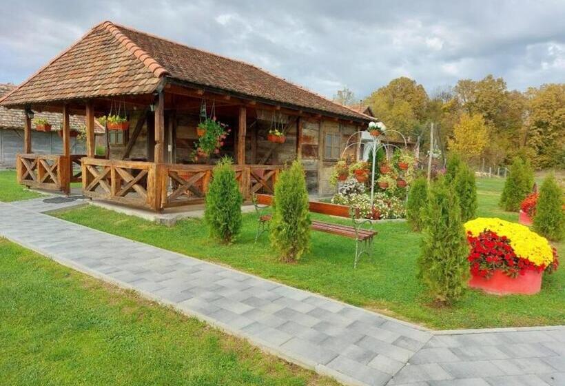 بانگلوی استاندارد 2 خوابه, Etno Selo Eden