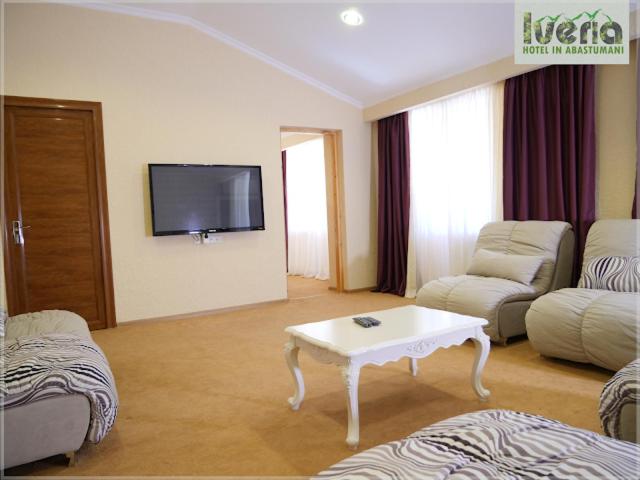 سوئیت با بالکن, Iveria