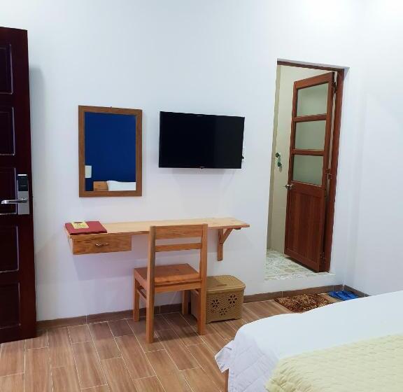 اتاق استاندارد با تخت بزرگ, Phú Tài Center