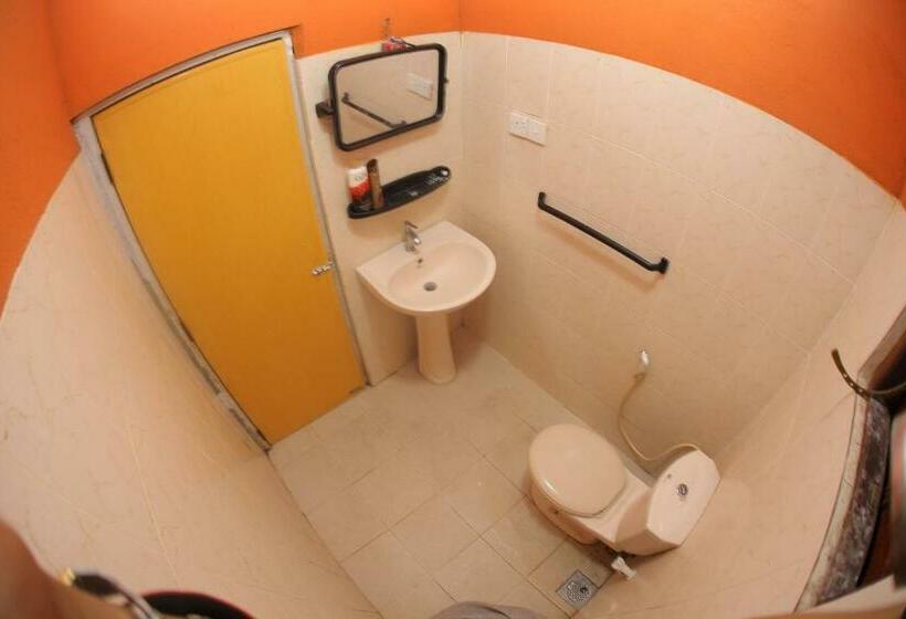 غرفة قياسية حمام مشترك, Airport Tourist Hostel