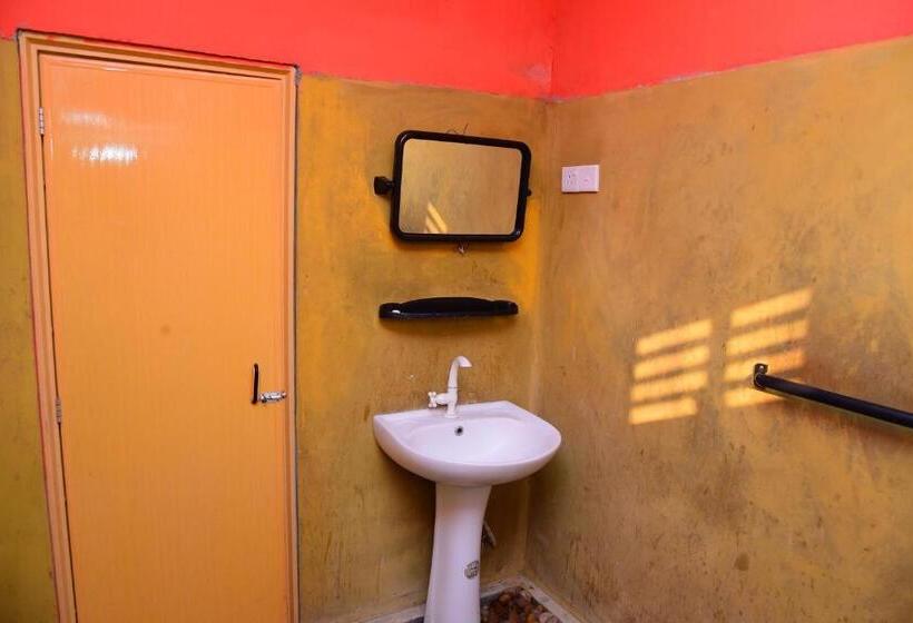 غرفة قياسية ثلاثية حمام مشترك, Airport Tourist Hostel