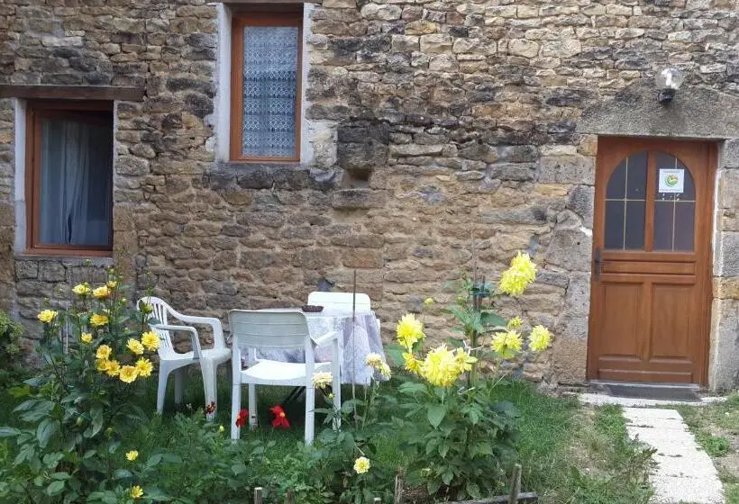 Standard Room, Oniros