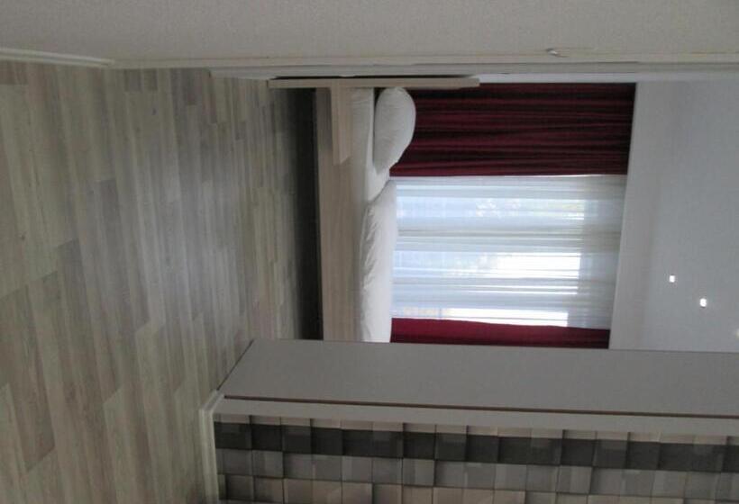 اتاق سوپریور, Svadbeni Salon Stefan