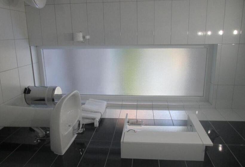 اتاق استاندارد با بالکن, Svadbeni Salon Stefan