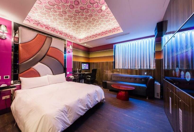 اتاق استاندارد, 艸日月汽車旅館