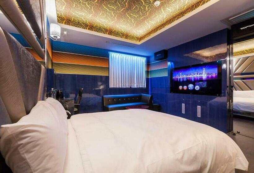 اتاق استاندارد, 艸日月汽車旅館