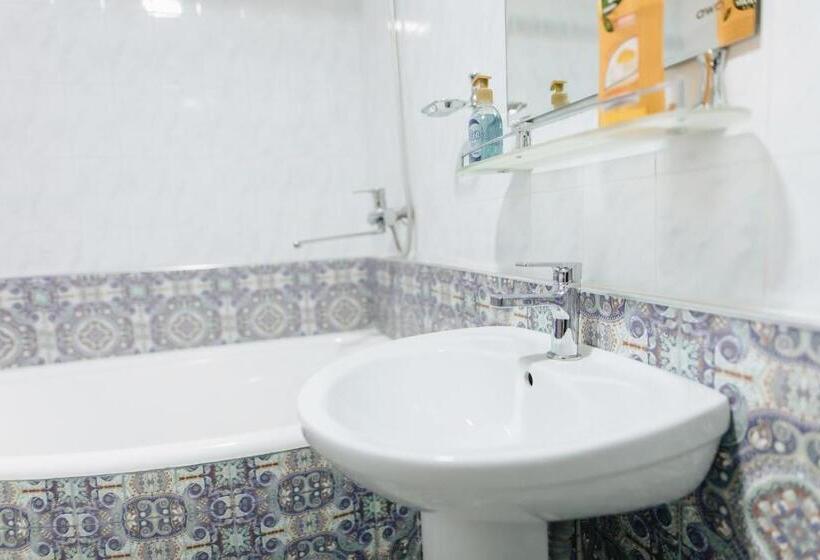 Quarto Quádruplo Standard, Trip.le Guest House