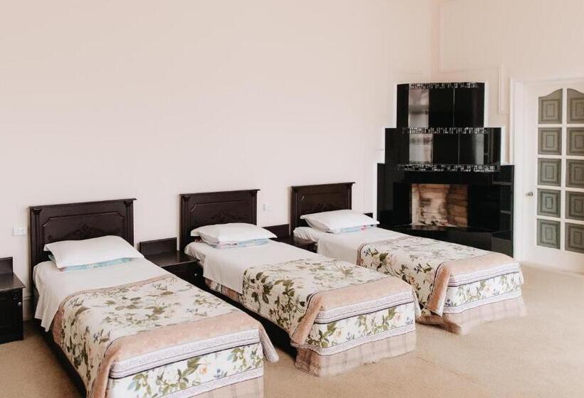 Quarto Quádruplo Standard, Trip.le Guest House