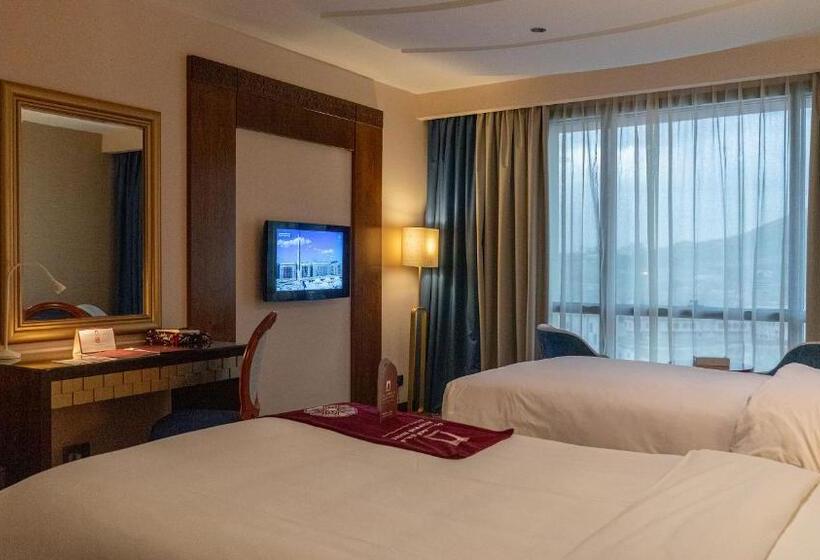 Люкс Real 2 Спальни, Al Safwah Hotel First Tower 1