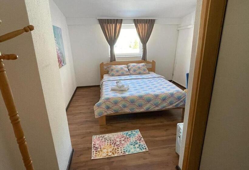 اتاق استاندارد, Motel Kula