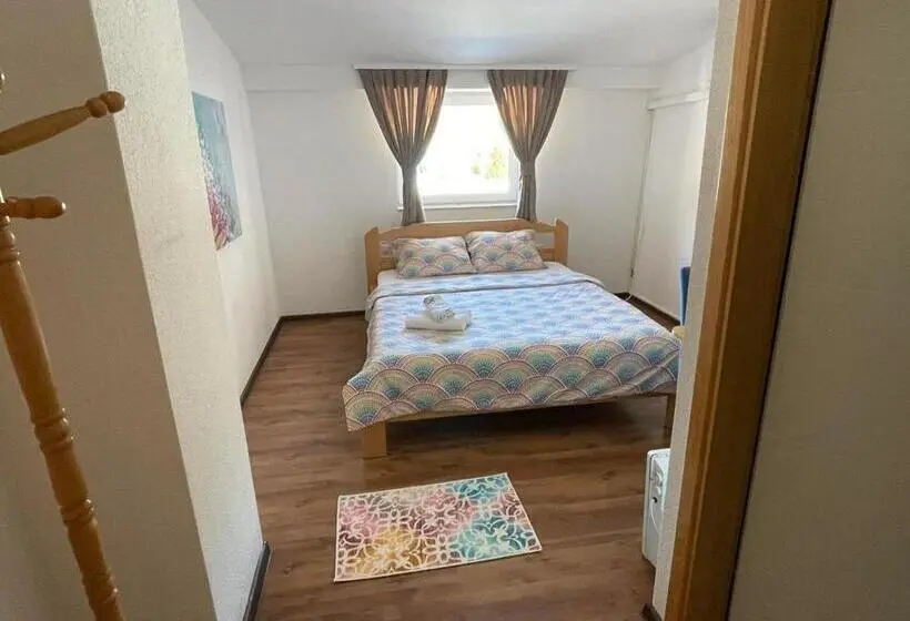 اتاق استاندارد, Motel Kula