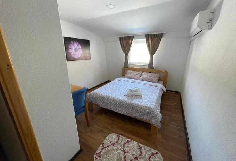اتاق استاندارد, Motel Kula