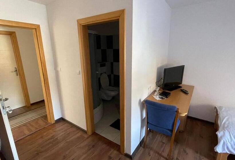 اتاق استاندارد, Motel Kula