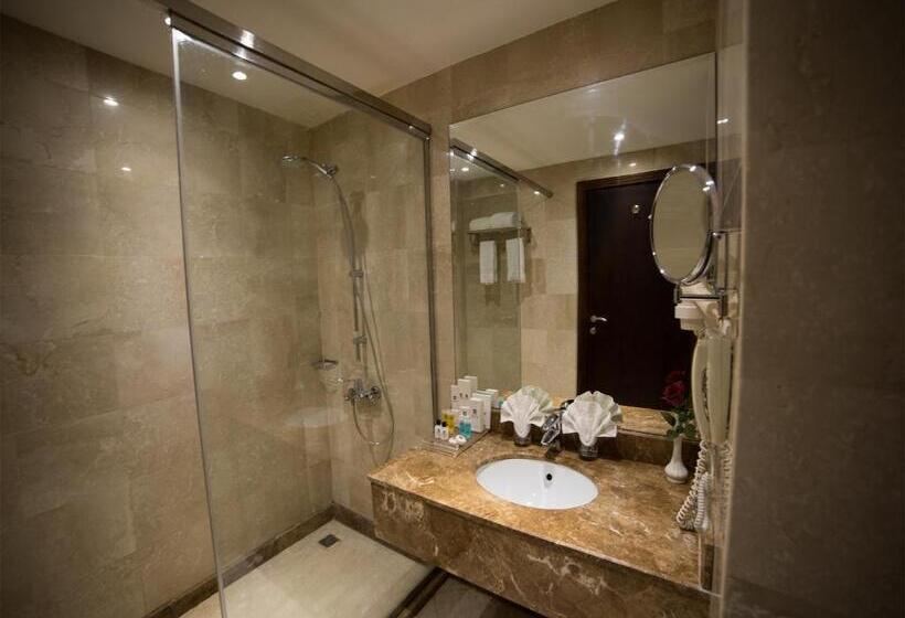 Люкс 2 Спальни, Al Safwah Hotel First Tower 1