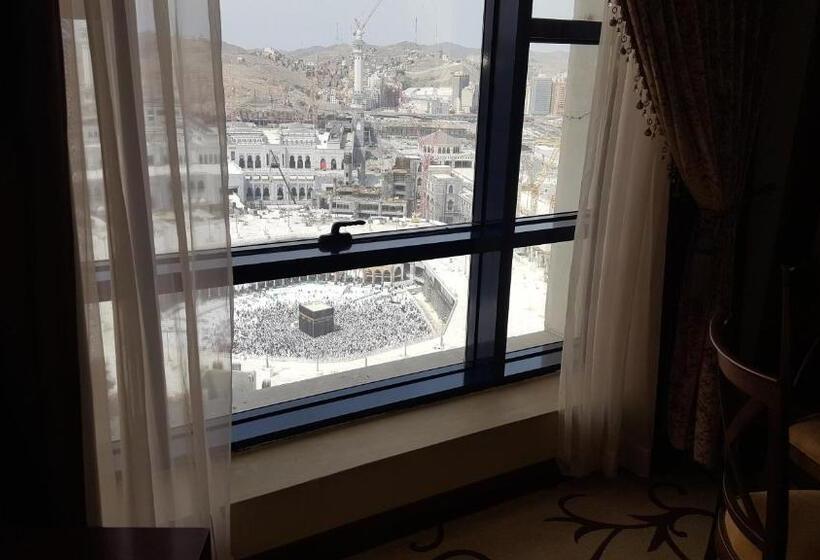 Люкс Real 2 Спальни, Al Safwah Hotel First Tower 1