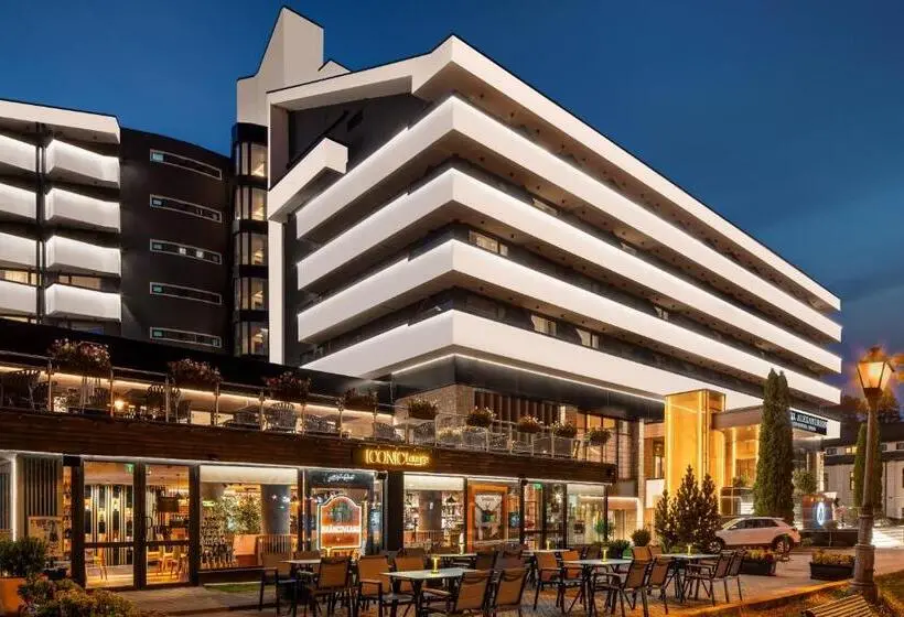 اتاق لوکس با چشمانداز شهر, Alexandrion Experience
