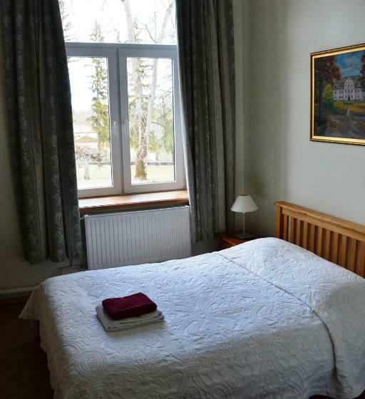 اتاق استاندارد یک نفره, Grasu Pils