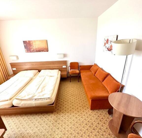 Standard-huone, Kopanice