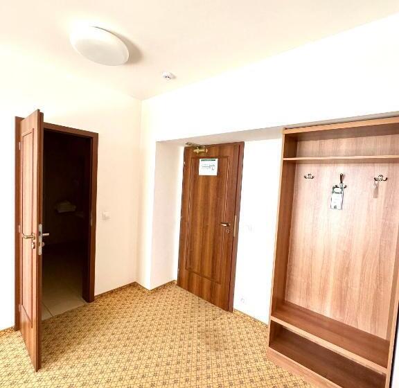 Perhesviitti, Kopanice