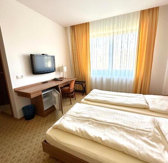 Standard-huone, Kopanice