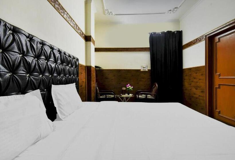 غرفة كلاسيكية ثلاثية, Oyo 87525  Green