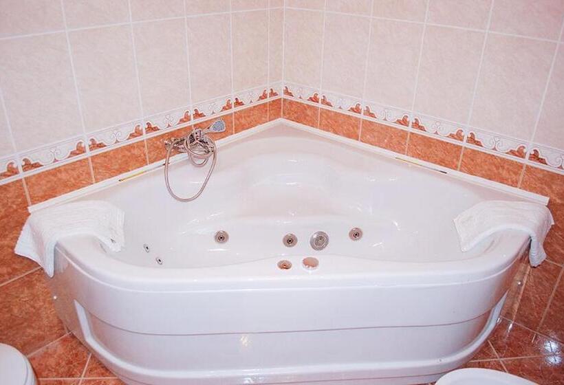 آپارتمان 1 خوابه, Ravni Gaj