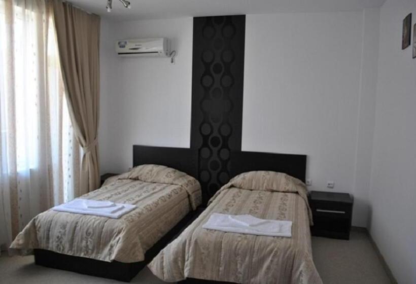 غرفة قياسية مزوَّدة بشُرفة, Santa Maria