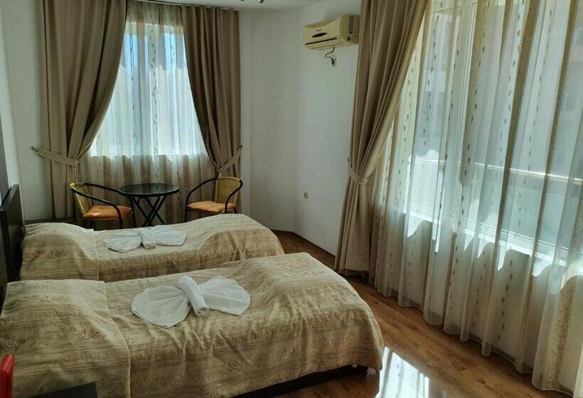 غرفة قياسية مزوَّدة بشُرفة, Santa Maria